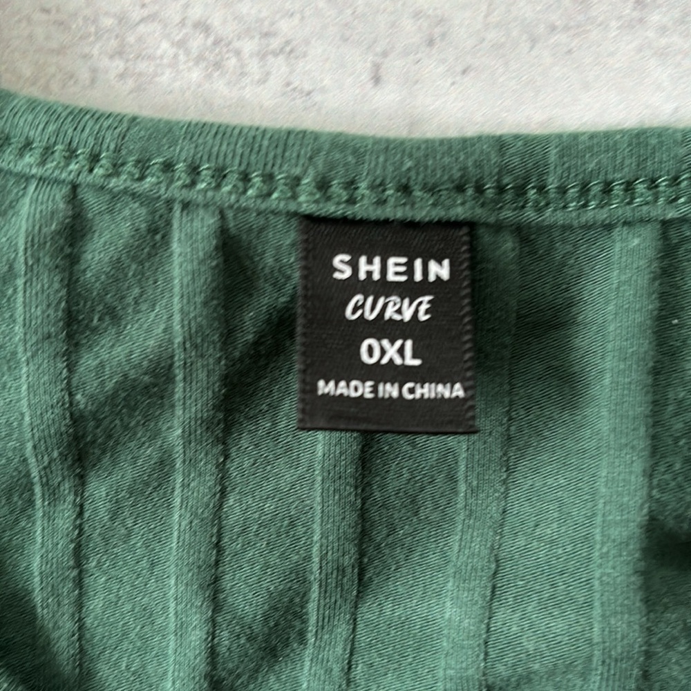 SHEIN Ribbed Body Dress - Picture 3 of 3